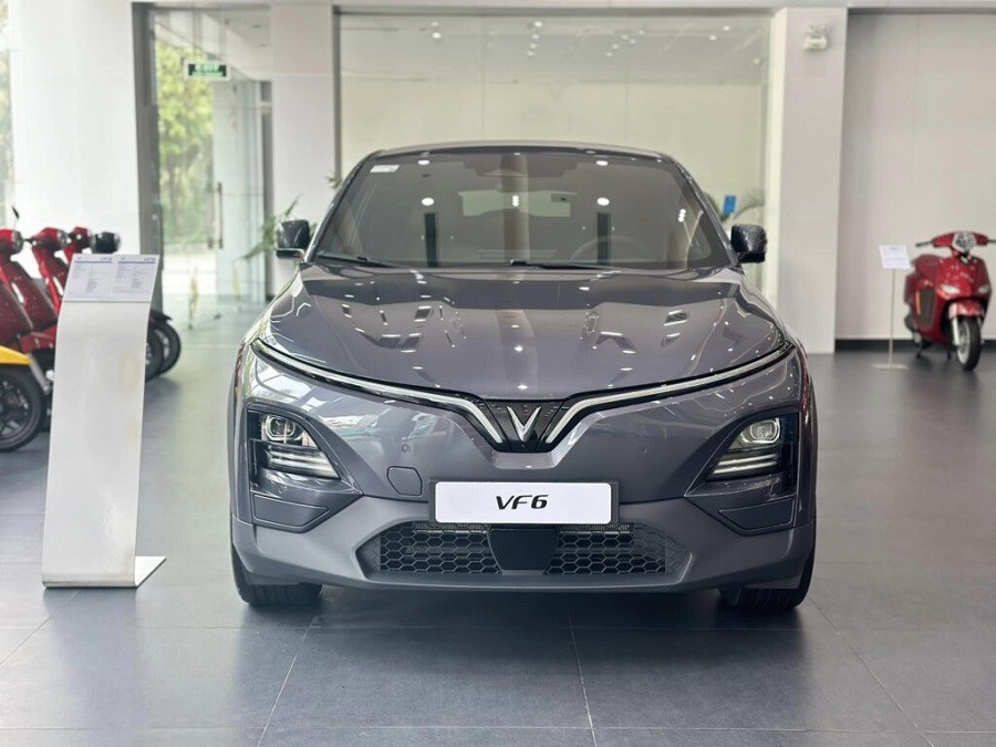 xe-vinfast-vf6-eco-mau-xam-dam