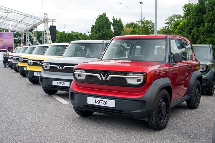 gia-xe-vinfast-vf3-lan-banh-tai-ha-noi-