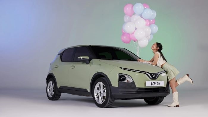 gia-xe-vinfast-vf5-lan-banh-tai-ha-noi-1