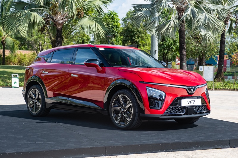 vinfast-vf7-plus-1