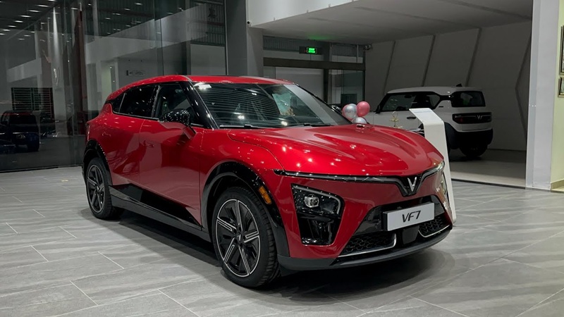 xe-vinfast-vf7-plus-mau-do-